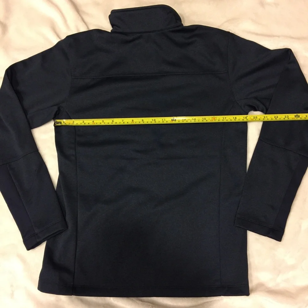 North Face Men’s 1/2 zip pullover-size S